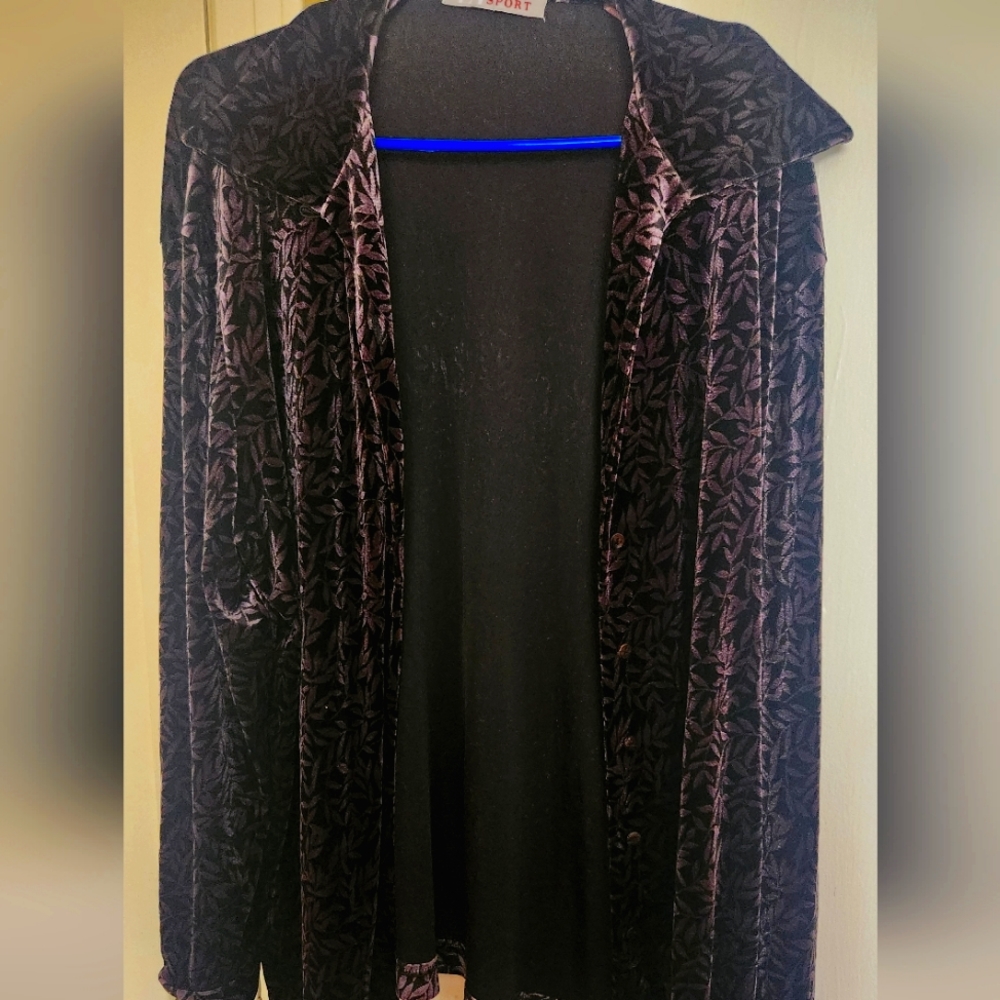 Top - Picture 3 of 3